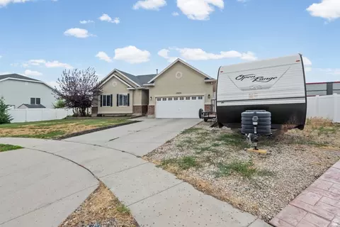 13379 S Albert Ct W, Herriman, UT 84096