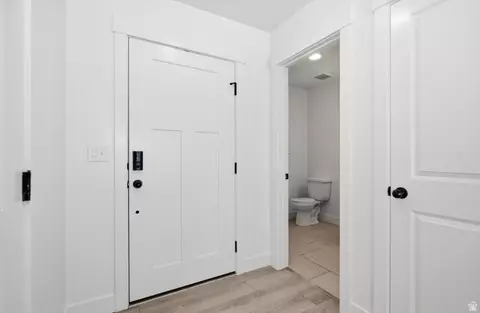 Entry Way - 211 E 520 N, Providence, UT 84332 photo 1 of 2