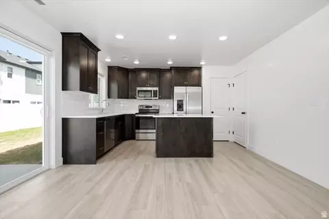 Kitchen - 211 E 520 N, Providence, UT 84332 photo 2 of 4