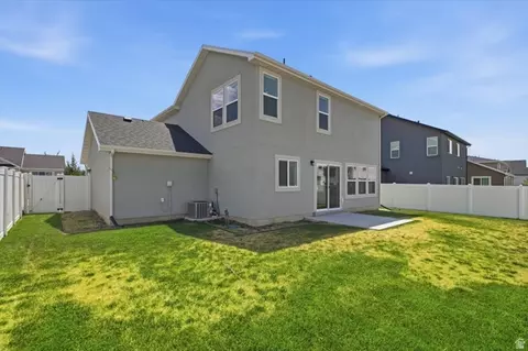 Exterior - 211 E 520 N, Providence, UT 84332 photo 5 of 5