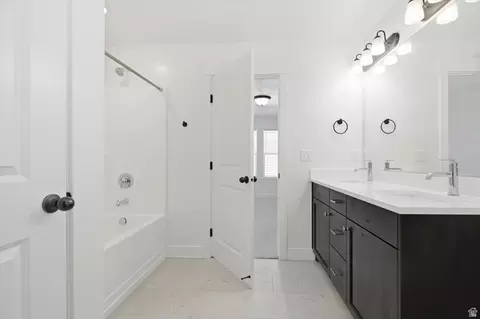 Bath - 211 E 520 N, Providence, UT 84332 photo 2 of 4