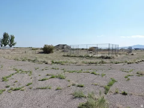 700 E 700 N, Delta, UT 84624 photo 6