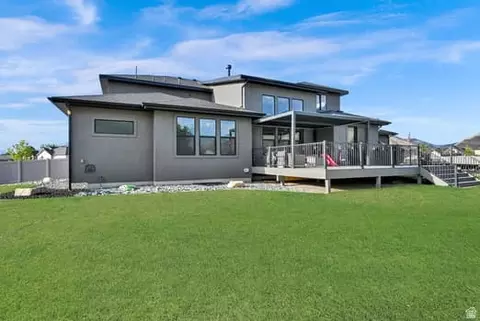Exterior - 1327 W 500 N, Mapleton, UT 84664 photo 9 of 13