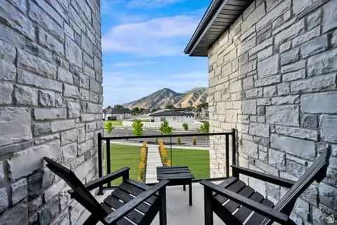 Exterior - 1327 W 500 N, Mapleton, UT 84664 photo 6 of 13