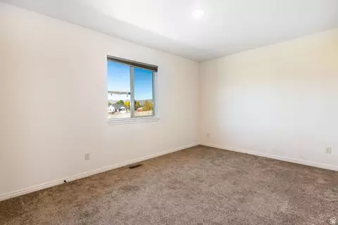 Bedroom - 1582 S Uinta View Cir, Kamas, UT 84036 photo 2 of 4