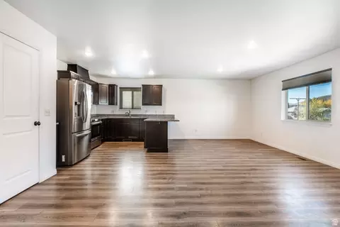 Living - 1582 S Uinta View Cir, Kamas, UT 84036 photo 4 of 5