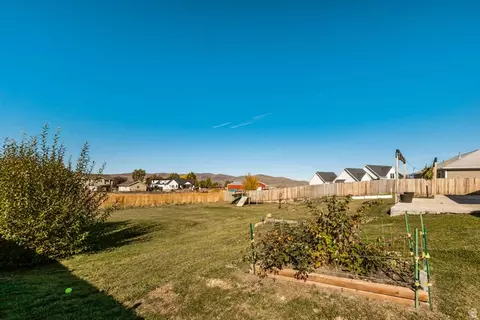 Exterior - 1582 S Uinta View Cir, Kamas, UT 84036 photo 4 of 9