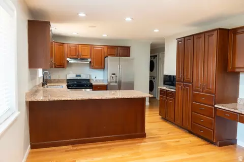 Kitchen - 1062 E 1010 N, Orem, UT 84097 photo 1 of 2