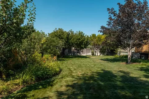 Exterior - 1062 E 1010 N, Orem, UT 84097 photo 4 of 10