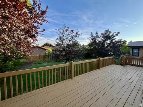 Exterior - 1062 E 1010 N, Orem, UT 84097 photo 2 of 11
