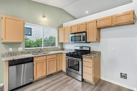 Kitchen - 8277 S 560 E, Sandy, UT 84070 photo 2 of 3