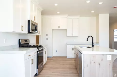 Kitchen - 2054 E Harlequin Ave #LOT EAGLE, Eagle Mountain, UT 84005 photo 1 of 1