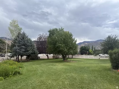 Exterior - 275 E 400 S, Monroe, UT 84754 photo 10 of 11