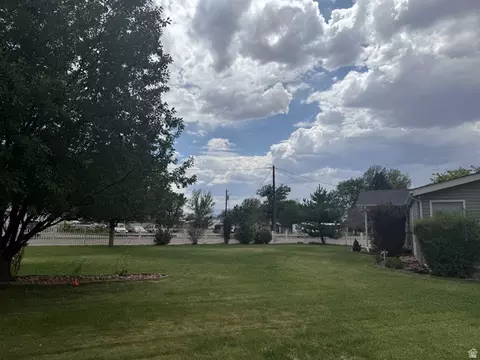 Exterior - 275 E 400 S, Monroe, UT 84754 photo 11 of 11