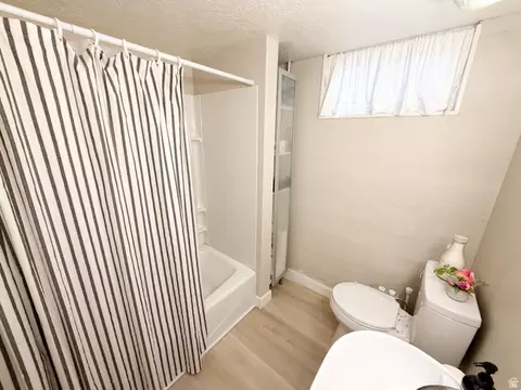 Bath - 543 E 800 S, Orem, UT 84097 photo 2 of 3
