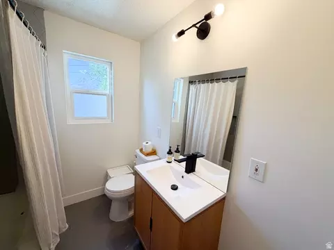 Bath - 543 E 800 S, Orem, UT 84097 photo 3 of 3