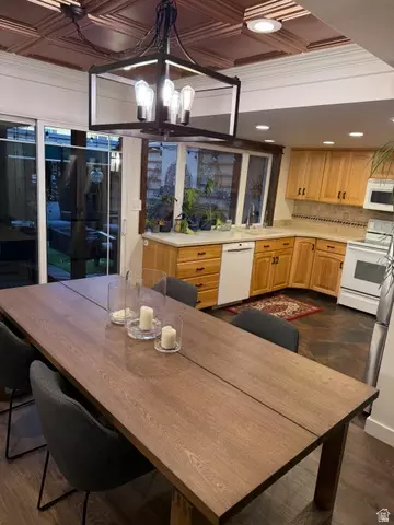 Dining - 4867 S 1690 E, Holladay, UT 84117 photo 2 of 2