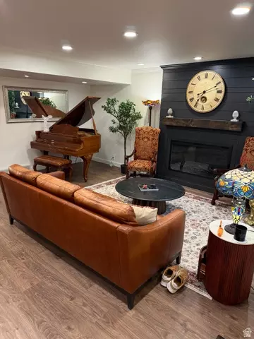 Living - 4867 S 1690 E, Holladay, UT 84117 photo 2 of 3