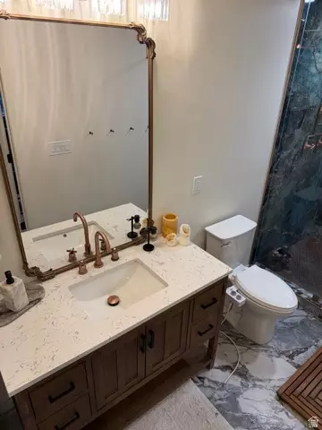 Bath - 4867 S 1690 E, Holladay, UT 84117 photo 2 of 7