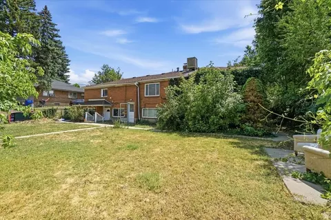 Exterior - 701 E 500 S, Bountiful, UT 84010 photo 4 of 7