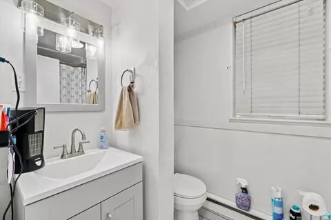Bath - 701 E 500 S, Bountiful, UT 84010 photo 2 of 3