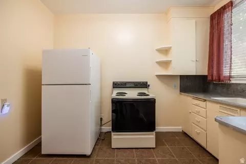 Kitchen - 734 E 23rd St, Ogden, UT 84401 photo 3 of 8