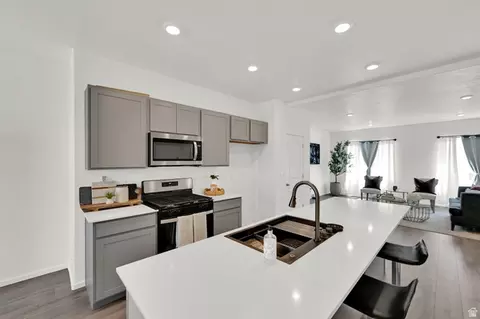 Kitchen - 3995 N Wildcat Ln, Eagle Mountain, UT 84005 photo 3 of 3