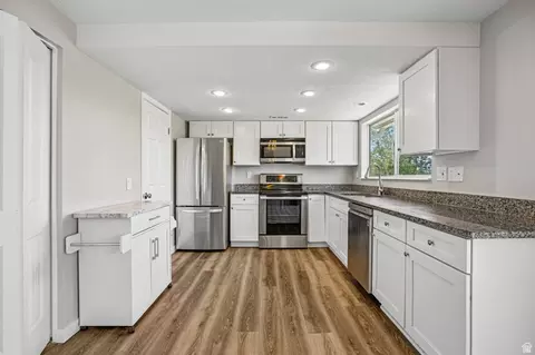 Kitchen - 50 E 250 N, Midway, UT 84049 photo 3 of 3