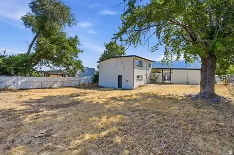 Exterior - 5417 S 700 E, South Ogden, UT 84405 photo 3 of 5