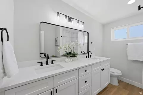 Bath - 5417 S 700 E, South Ogden, UT 84405 photo 1 of 3
