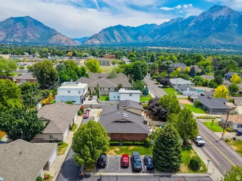 View/Area - 2246 E Lincoln Ct, Holladay, UT 84124 photo 1 of 2