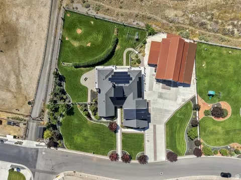 View/Area - 2628 E Prairie Dr, Eagle Mountain, UT 84005 photo 2 of 5