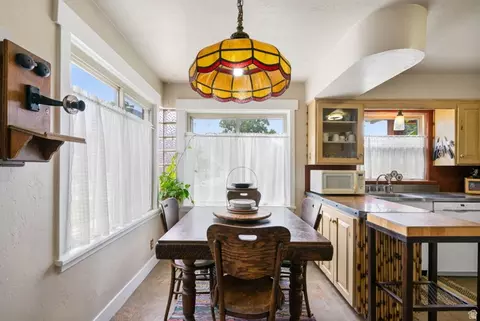 Dining - 615 E Maple St, Mapleton, UT 84664 photo 1 of 1