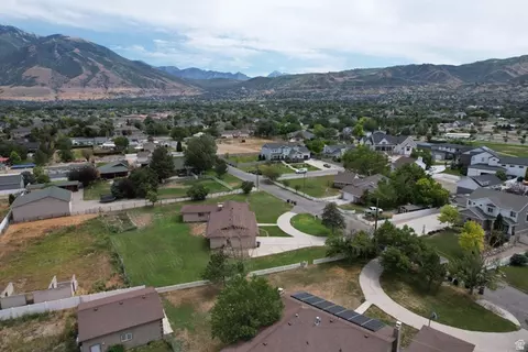 View/Area - 241 E 13275 S, Draper, UT 84020 photo 4 of 5