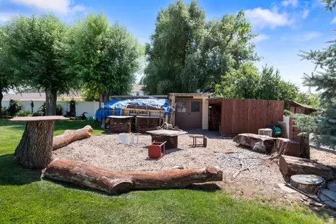 Exterior - 5386 S Clover Meadow Dr, Murray, UT 84123 photo 4 of 7