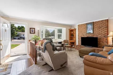 Entry Way - 5386 S Clover Meadow Dr, Murray, UT 84123 photo 1 of 1