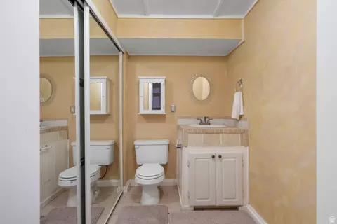 Bath - 41 E 2200 S, Bountiful, UT 84010 photo 4 of 4