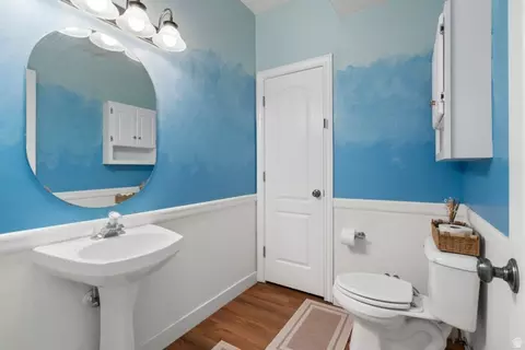 Bath - 41 E 2200 S, Bountiful, UT 84010 photo 3 of 4