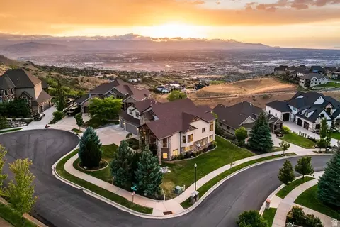 View/Area - 1263 E Wild Maple Ct, Draper, UT 84020 photo 1 of 9