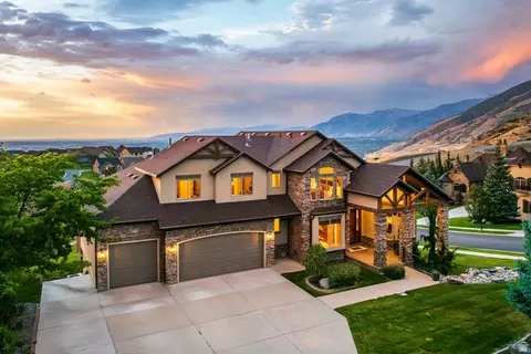 Exterior - 1263 E Wild Maple Ct, Draper, UT 84020 photo 5 of 12