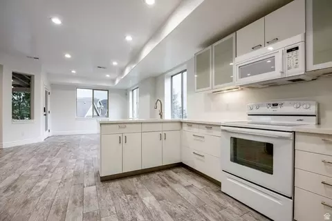 Kitchen - 1263 E Wild Maple Ct, Draper, UT 84020 photo 9 of 9