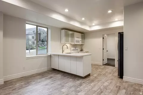 Kitchen - 1263 E Wild Maple Ct, Draper, UT 84020 photo 8 of 9