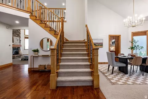 Entry Way - 1263 E Wild Maple Ct, Draper, UT 84020 photo 2 of 5