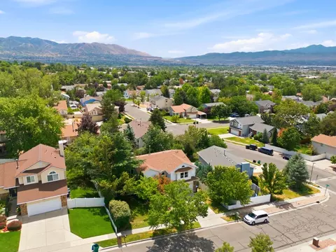View/Area - 1112 Eagle Ridge Cir, Sandy, UT 84094 photo 1 of 1