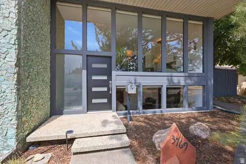 3769 S Loretta Dr E, Salt Lake City, UT 84106