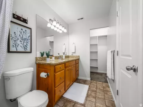 Bath - 642 E 60 S, American Fork, UT 84003 photo 1 of 3