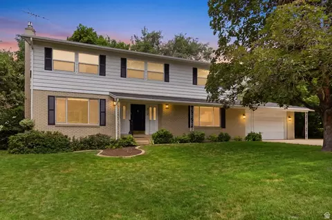 212 W Bayview Dr N, Farmington, UT 84025