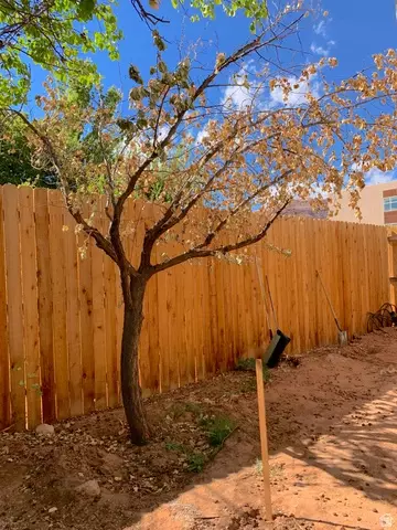 Exterior - 49 E Robertson Ln, Moab, UT 84532 photo 8 of 20