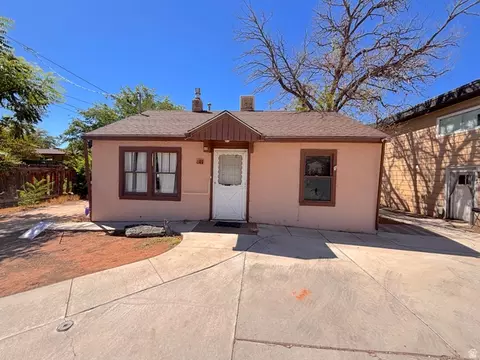 Exterior - 49 E Robertson Ln, Moab, UT 84532 photo 10 of 20