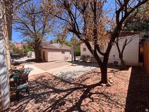 Exterior - 49 E Robertson Ln, Moab, UT 84532 photo 19 of 20
